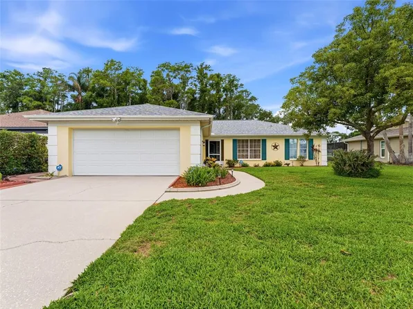 3341 Player Dr, New Port Richey, FL 34655