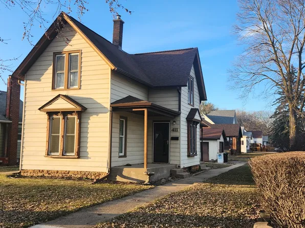 411 Dixon Ave, Rock Falls, IL 61071