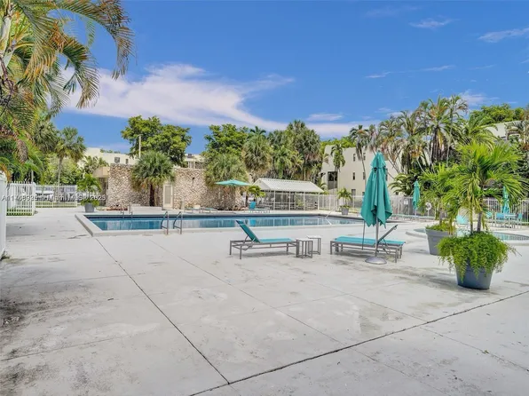 20301 NE 30th Ave #1225, Aventura, FL 33180