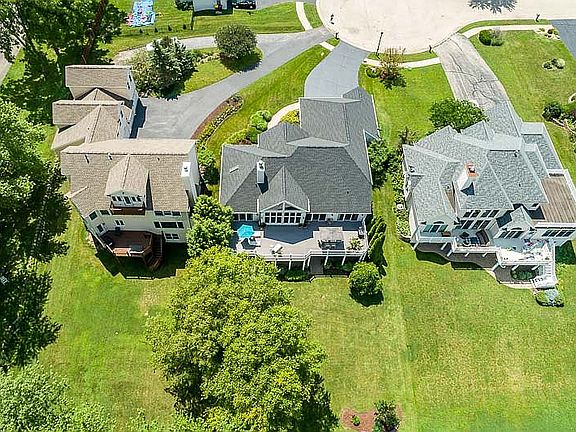 4th image of 9936 Shore Dr