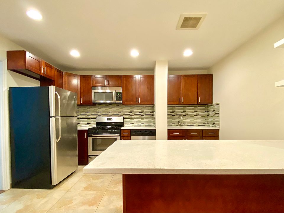 1st image of 1146 Welling Ct APT 2R