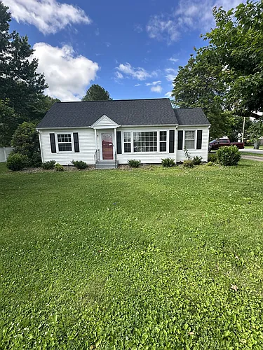 301 Gibson St Photo 1