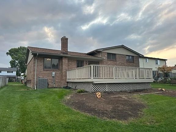 3rd image of 36726 La Marra Dr