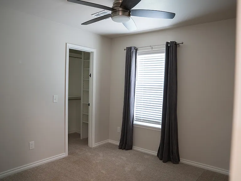 2916 E Lake Dr — Photo 24