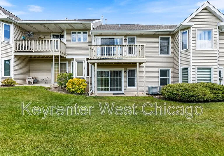 1851 Fox Run Dr #B — Photo 21