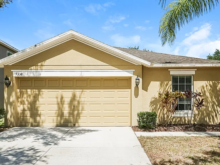 7338 Lumber Port Dr — Photo 1