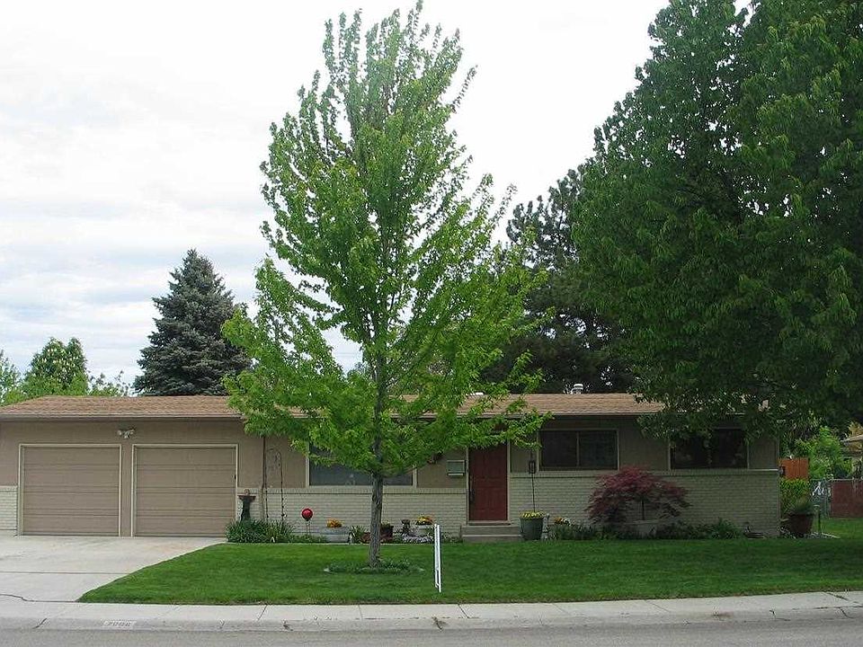 1st image of 7008 W Brentwood Dr