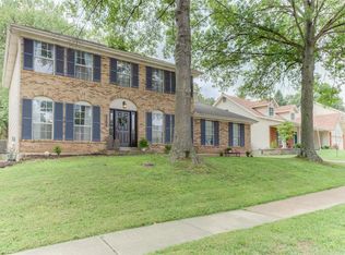 2364 Westclub Terrace Ct, Wildwood, MO