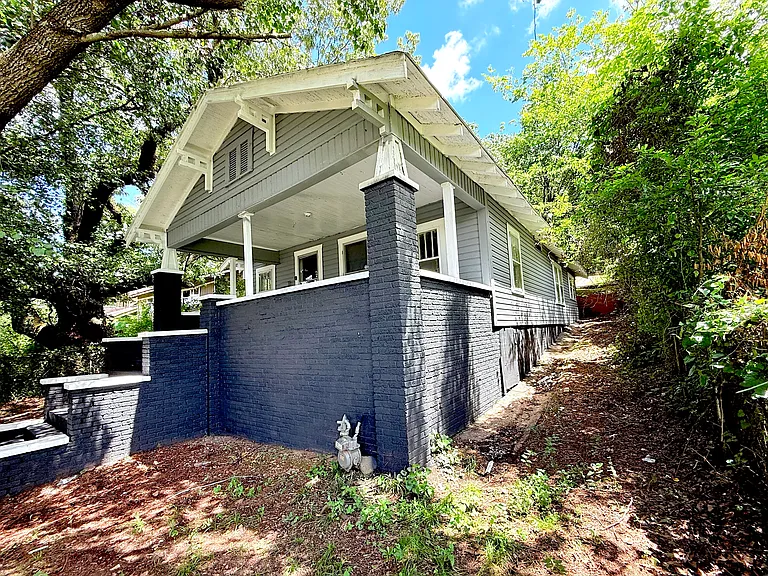 1444 E Lake Blvd — Photo 2