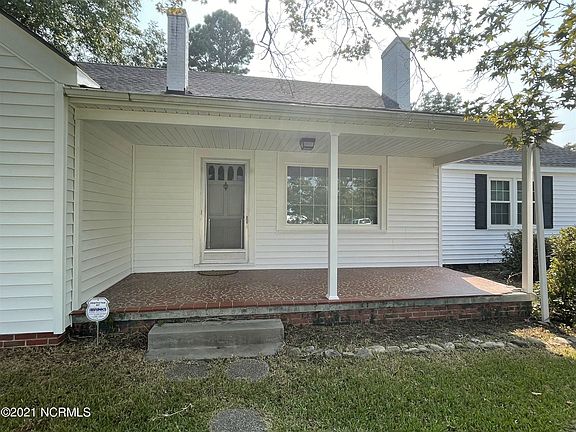 2nd image of 2802 Edwards St