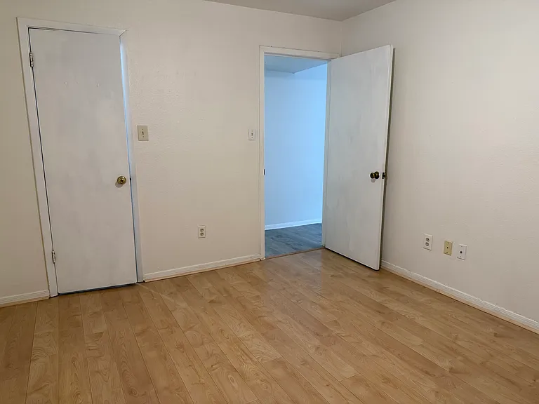 2626 Holly Hall St #406 — Photo 10