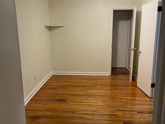 2nd image of 1107 Wilmington Rd
