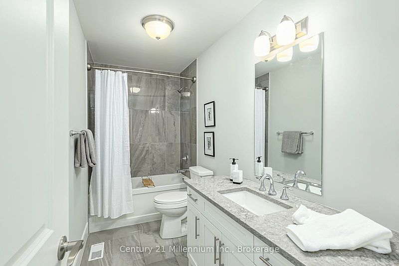 The Blue Mountains House for rent - 5 Bedrooms — photo 25