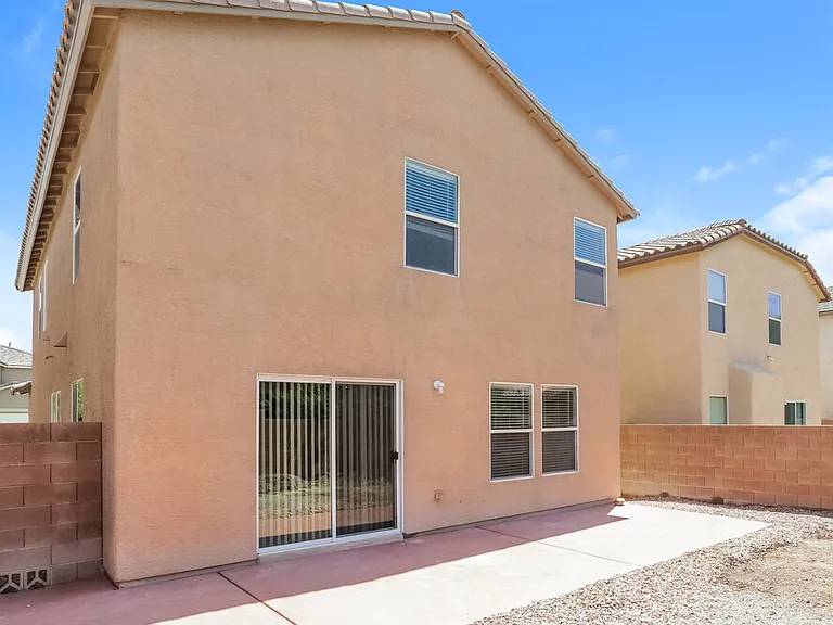 8621 Palomino Ranch St — Photo 17