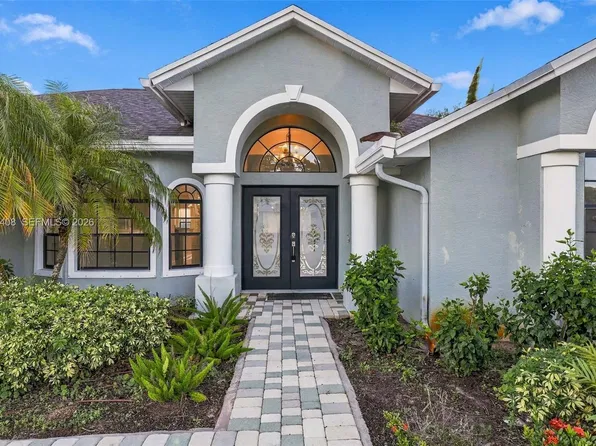 3401 SW San Benito St, Port Saint Lucie, FL 34953
