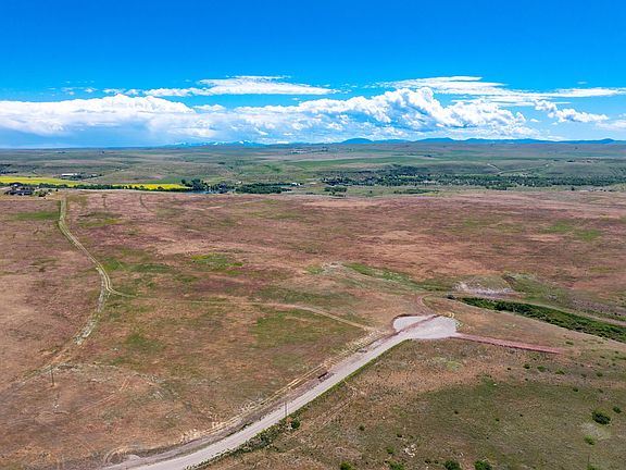 2nd image of 20 Missouri Bend Rd