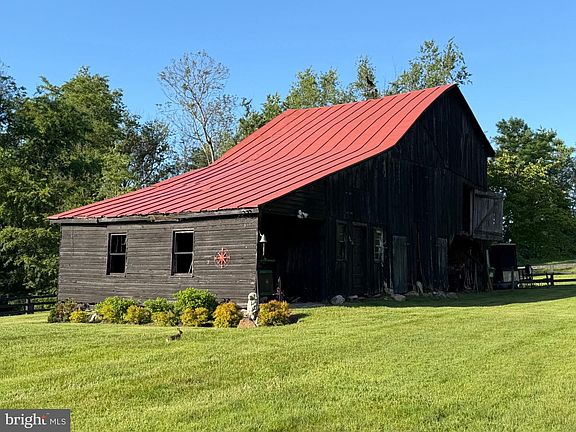 4th image of 7021 Leeds Manor Rd