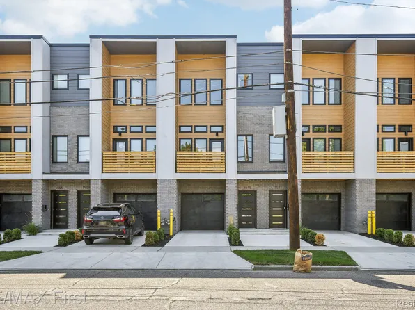 1515 Pallister St #4, Detroit, MI 48206