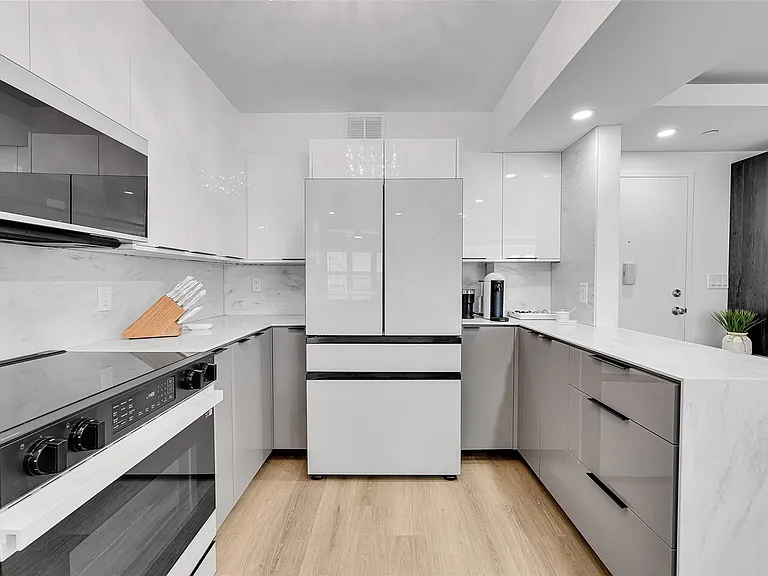 405 N Ocean Blvd #306 — Photo 12