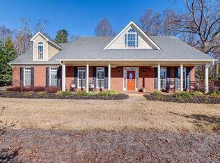 255 Legendary Dr, Hoschton, GA 30548