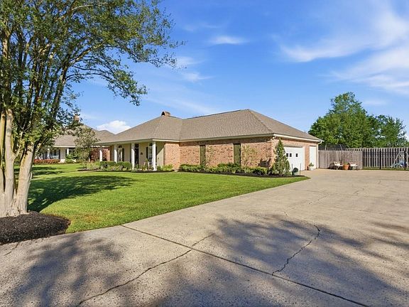 4th image of 3146 Saint Andrews Dr