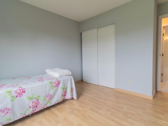 4th image of 5440 Boehm Dr