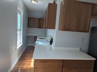 180 Canterbury St #1, Worcester, MA 01603