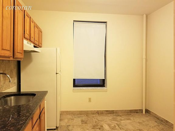 3rd image of 54 Bay 29th St