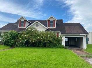 216 W Vet Memorial Dr, Kaplan, LA 70548