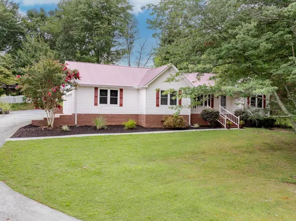 715 Carmen Dr, Athens, TN 37303