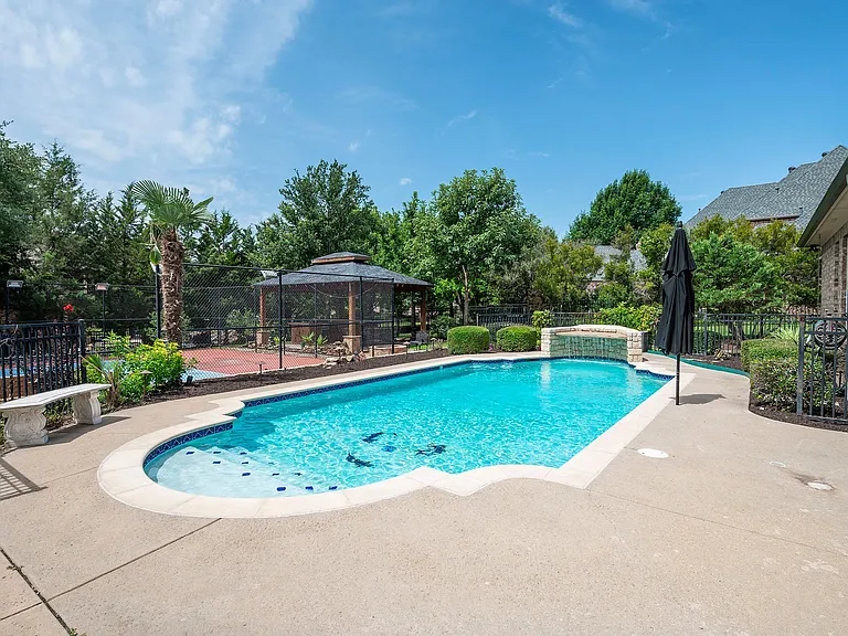 1824 Broken Bend Dr — Photo 6