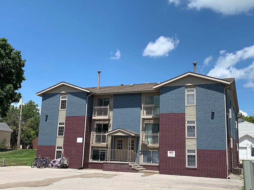 618 Iowa Ave #3