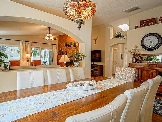 4th image of 916 Calle Coronado SE
