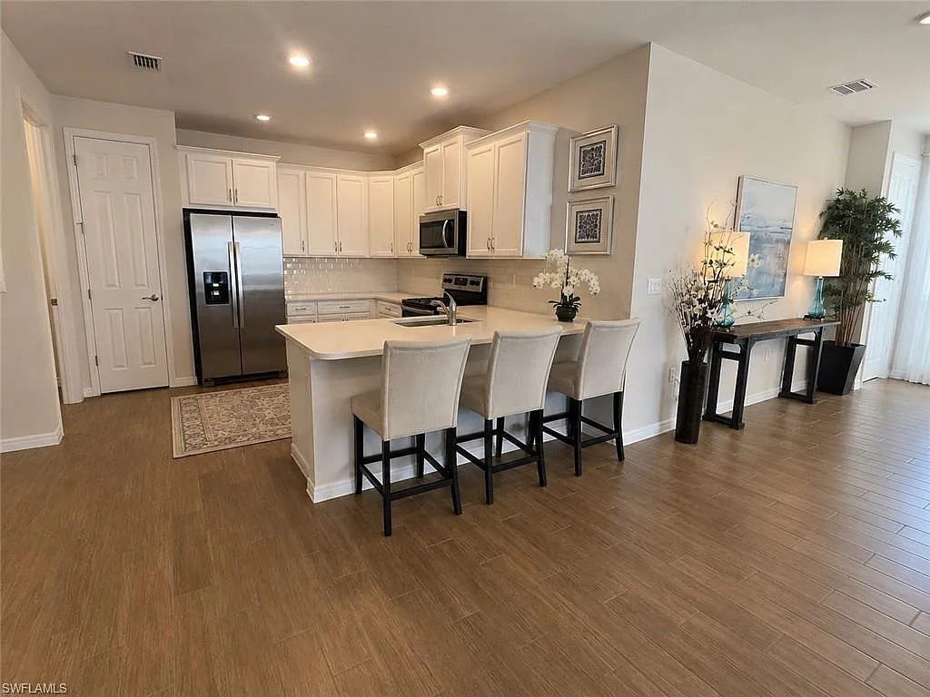 2 bed, 2.0 bath, 1503 sqft, $2,800 — Photo 4