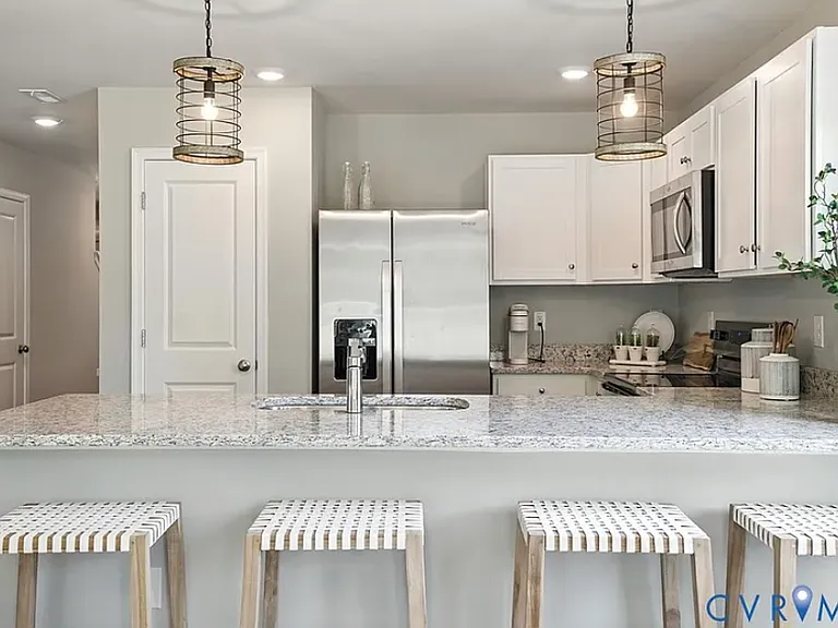 3551 Perrins Hill Way — Photo 4