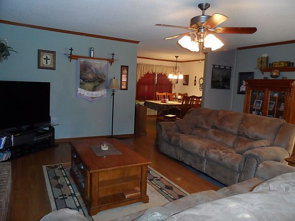 4th image of 2505 Nancy Ln