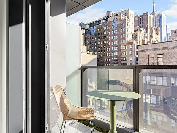 300 W 30th St APT 8A, New York, NY 10001