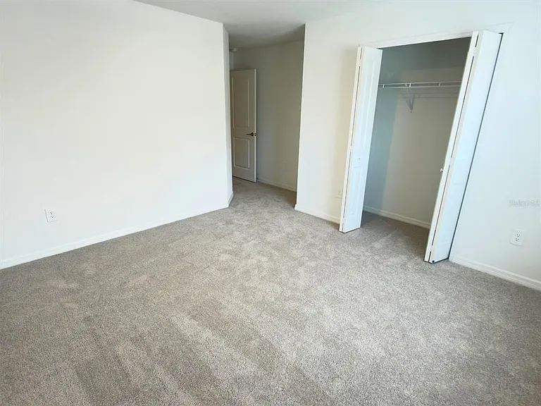 2318 Allium Roseum Ln — Photo 24