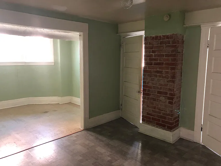 491 W Hancock St #B1 — Photo 4
