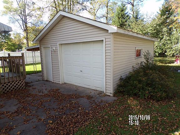 3rd image of 304 46th Ave