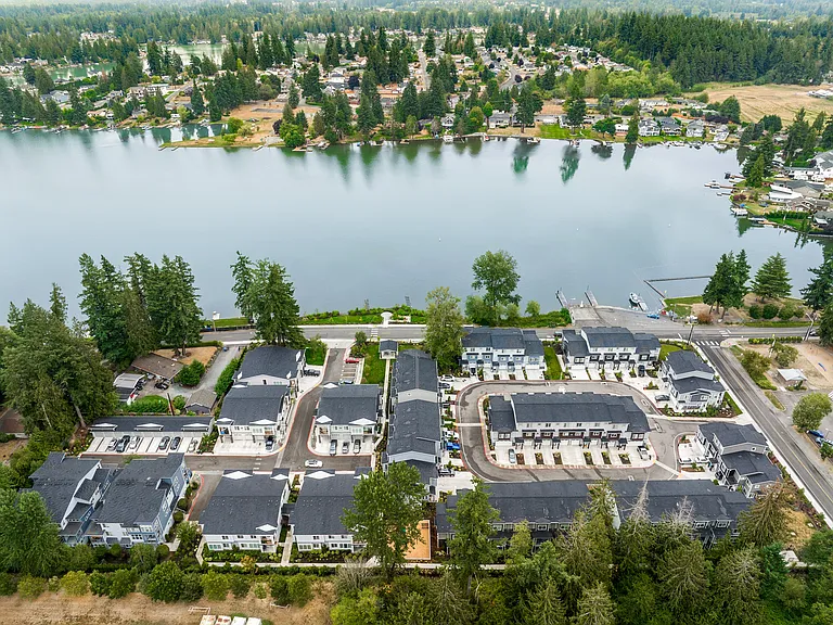The Landing at Lake Tapps — Photo 11