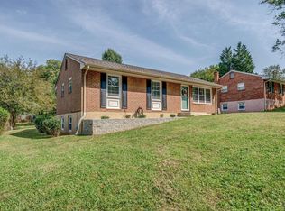 4638 Casper Dr NE, Roanoke, VA 24019