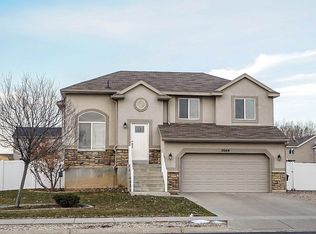 2664 W 1360 N, Clinton, UT 84015