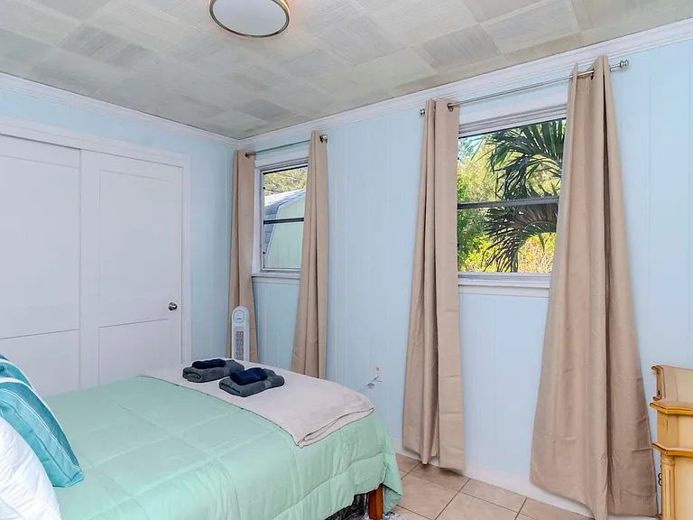 675 Clearwater Largo Rd S — Photo 37
