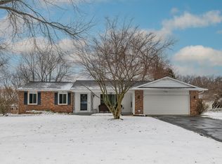 2430 Fairgrove St, Kalamazoo, MI 49009