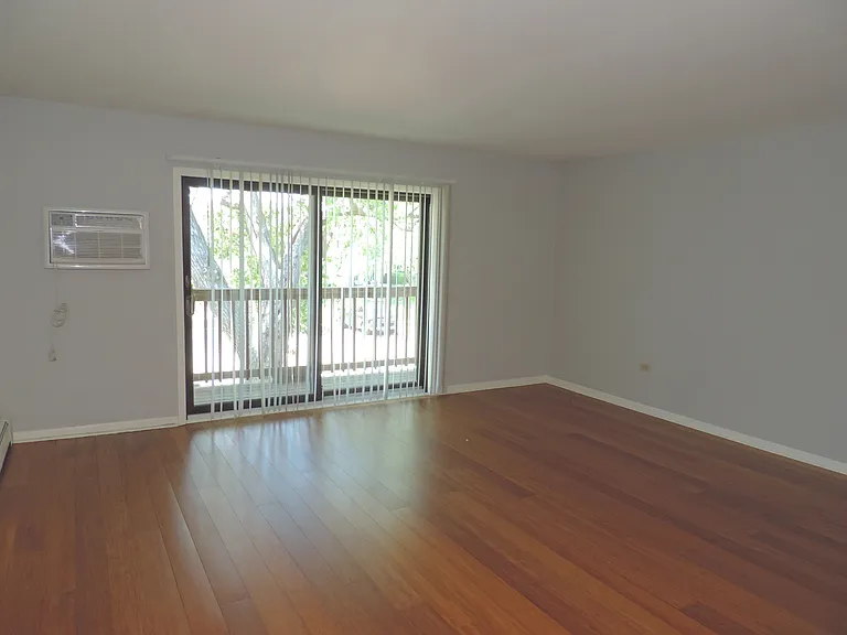 7425 Brookdale Dr #2-202 — Photo 5