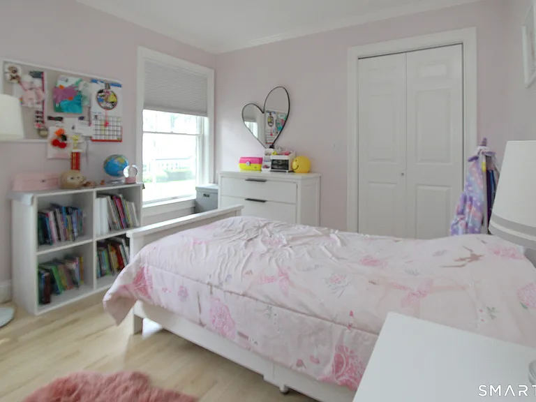 13 Sunnyside Ave — Photo 19