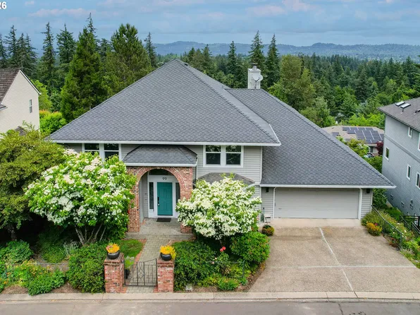 99 Garibaldi St, Lake Oswego, OR 97035