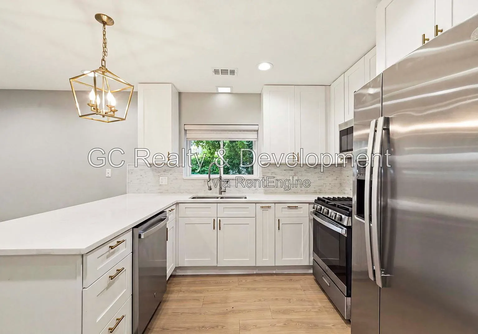 2 bed, 2.0 bath, 1250 sqft, $2,195 — Photo 2