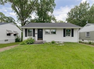 236 Cameron Rd, Saint Louis, MO 63137
